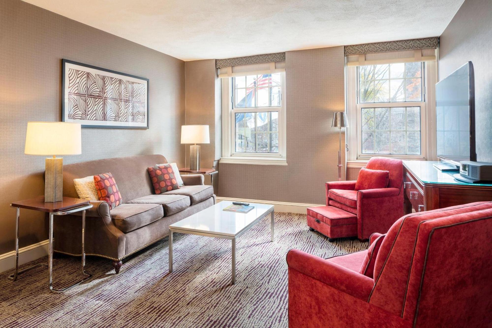 Sheraton Commander Hotel Cambridge Bagian luar foto