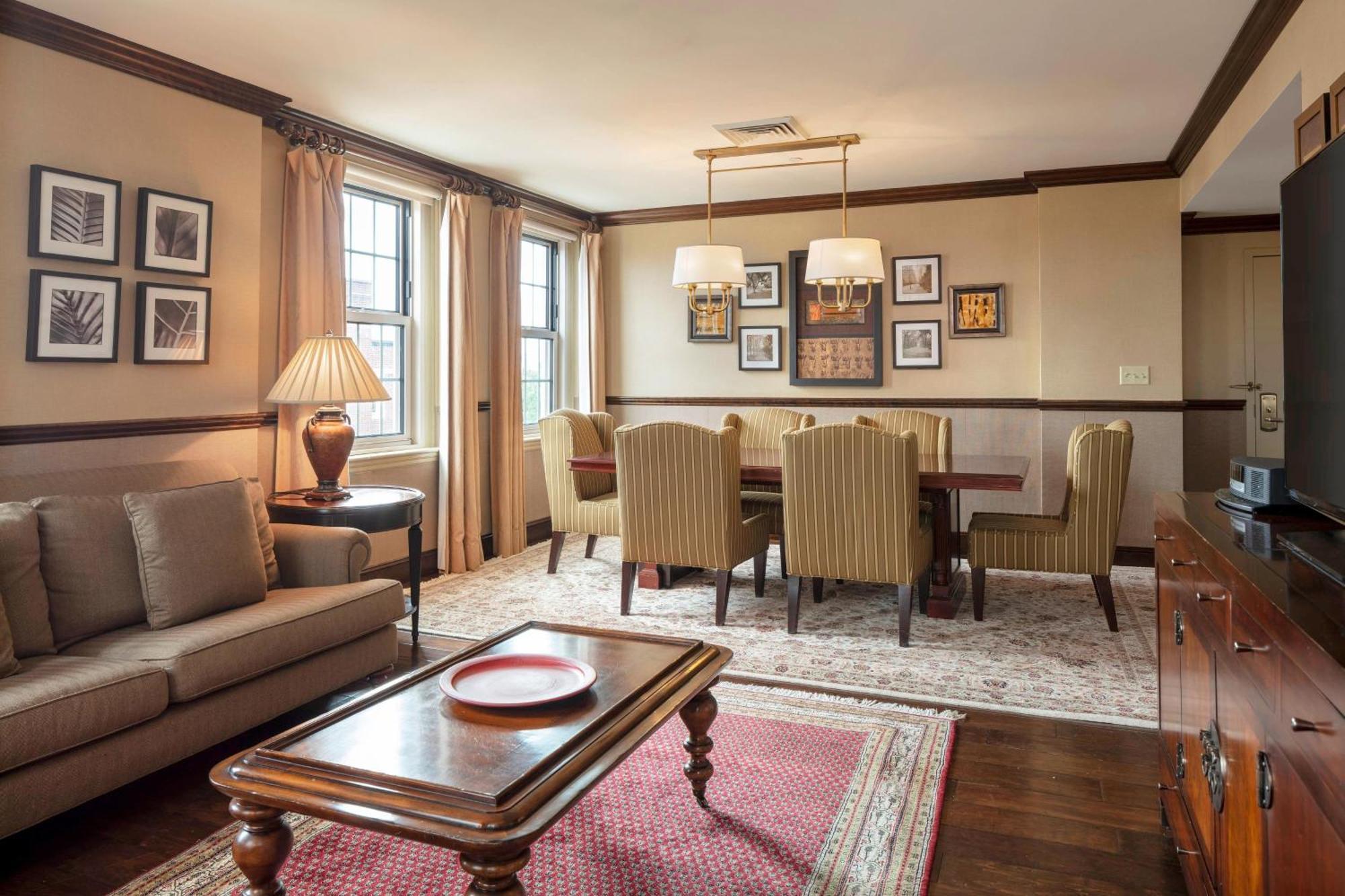 Sheraton Commander Hotel Cambridge Bagian luar foto