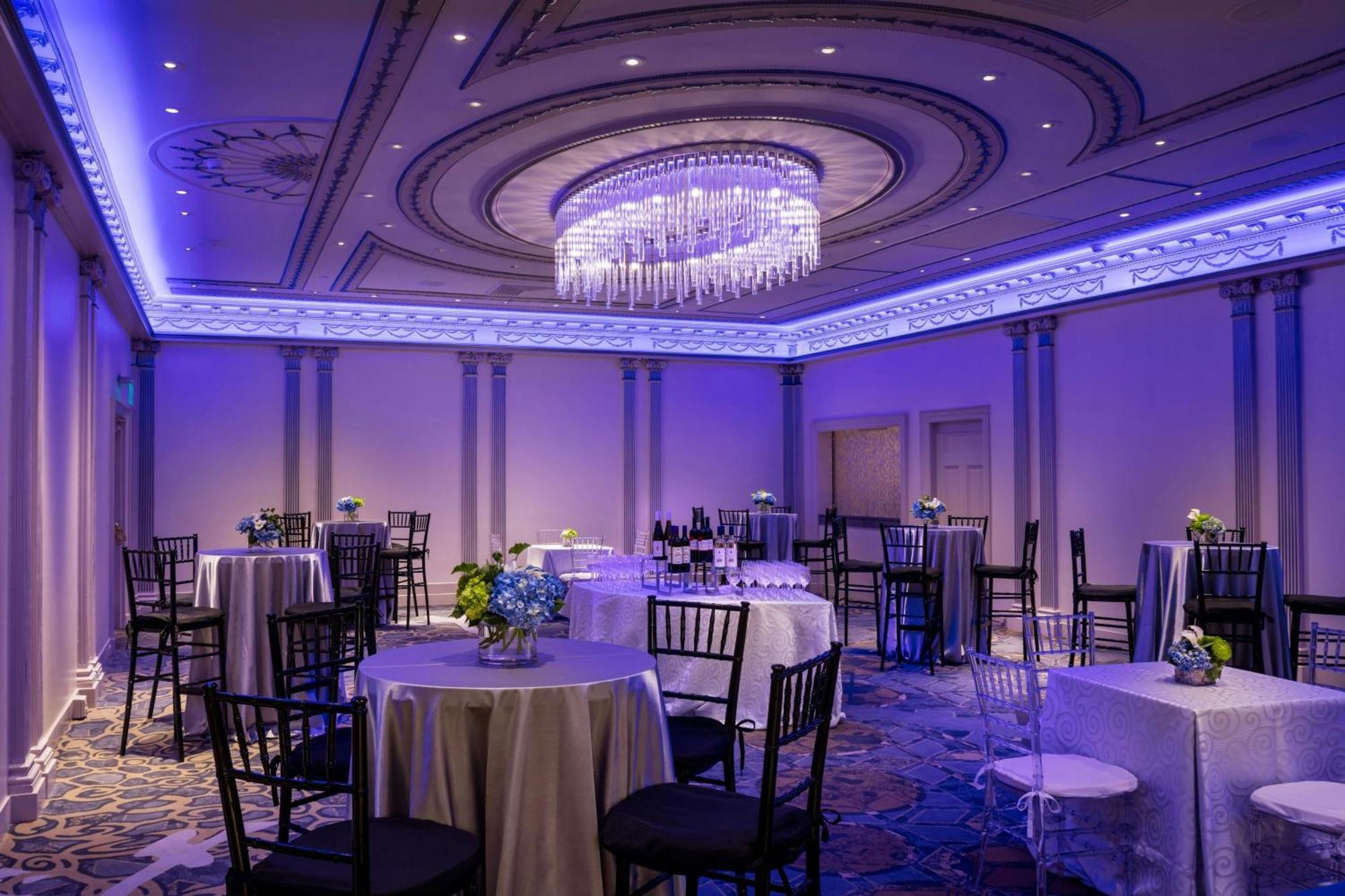 Sheraton Commander Hotel Cambridge Bagian luar foto